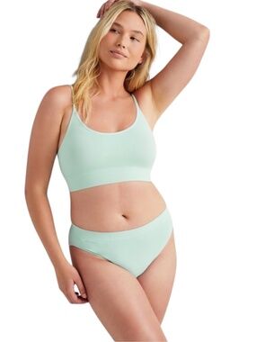 State of Day Seamless Hipster Panty Light Mint Green No-Show Nylon Stretch NWT